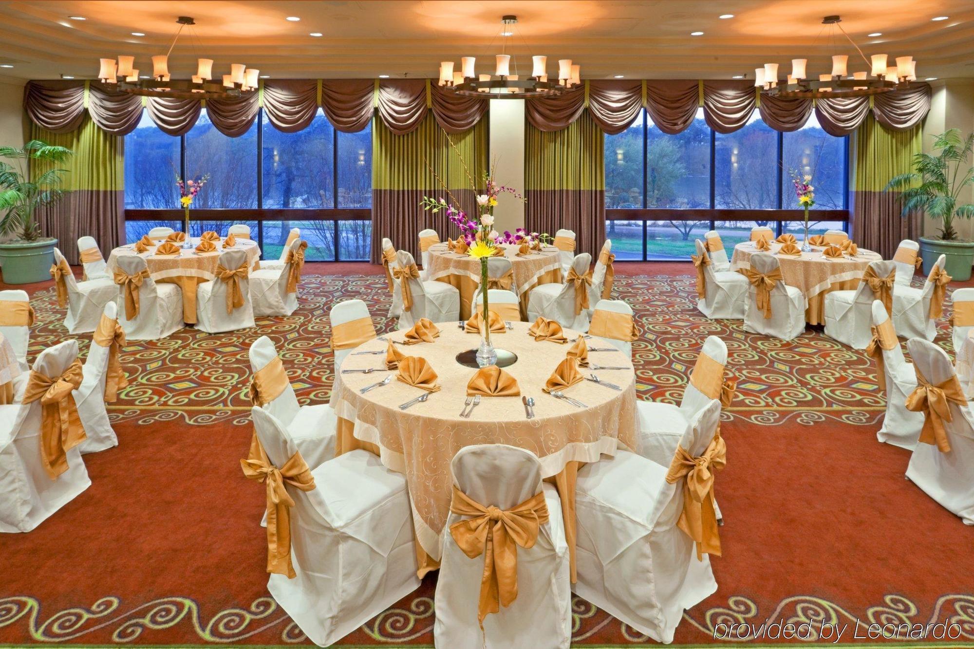 Holiday Inn Austin -Town Lake By Ihg Ngoại thất bức ảnh