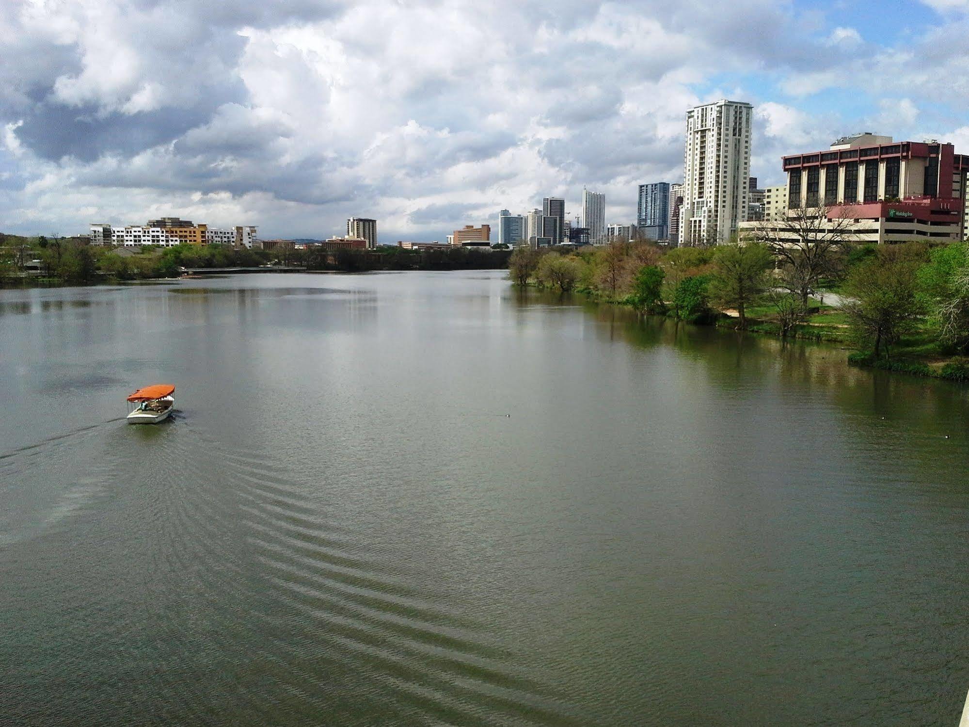 Holiday Inn Austin -Town Lake By Ihg Ngoại thất bức ảnh