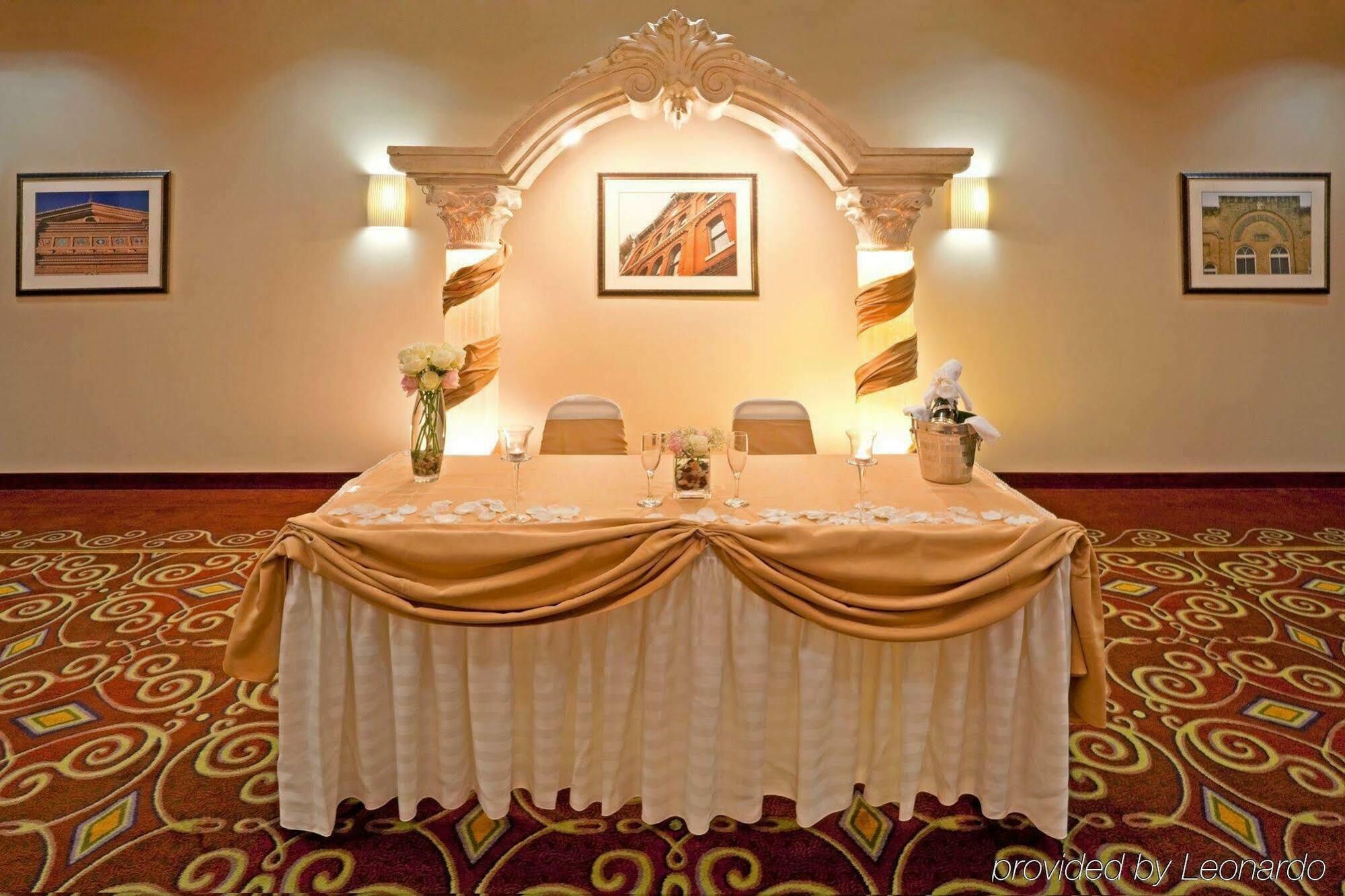 Holiday Inn Austin -Town Lake By Ihg Ngoại thất bức ảnh